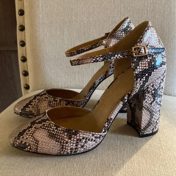 ASOS Shoes Asos Snakeprint Dorsay Heels Cream Gray Size